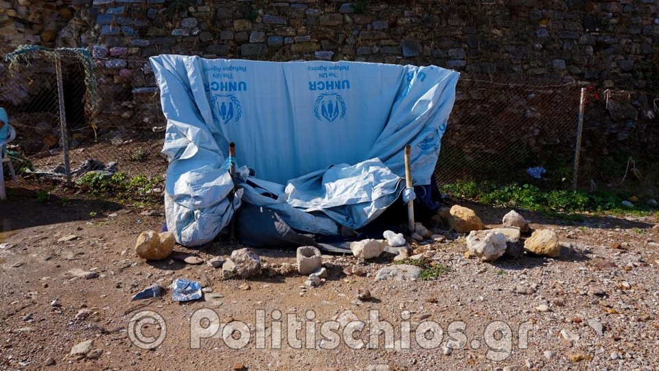 Χίος: Αθλιες οι συνθήκες διαβίωσης των προσφύγων στον καταυλισμό της Σούδας μετά την πρώτη βροχή [εικόνες] | iefimerida.gr 5