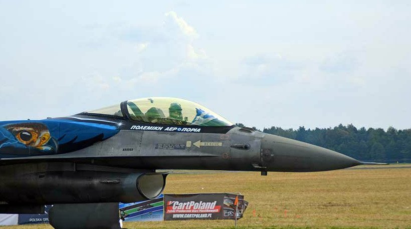 Η ομάδα επιδείξεων Ζευς της Πολεμικής Αεροπορίας εντυπωσίασε και πάλι [εικόνες] | iefimerida.gr 5