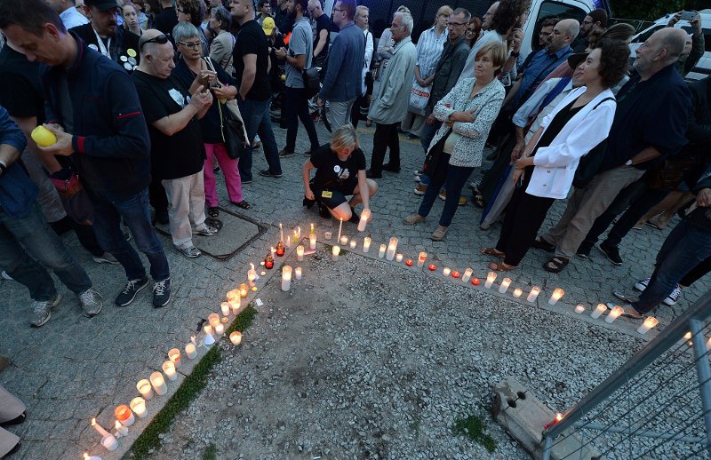 Χιλιάδες Πολωνοί στους δρόμους -Κατά των αλλαγών στη Δικαιοσύνη, καταργούν την ανεξαρτησία της | iefimerida.gr 2