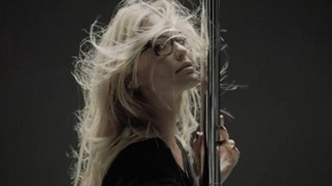 Το pole dancing της Μπαρ Ρεφαέλι που εκνεύρισε τους Ισραηλινούς [βίντεο] | iefimerida.gr 0