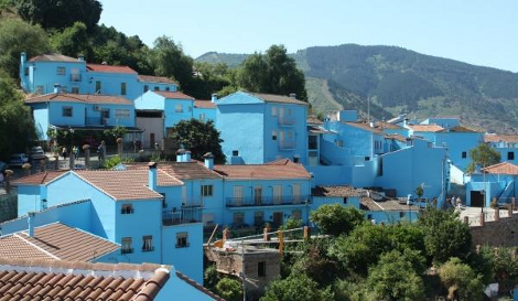 Oκτώ πλήρως... μονόχρωμες αλλά πανέμορφες πόλεις [εικόνες] | iefimerida.gr 0