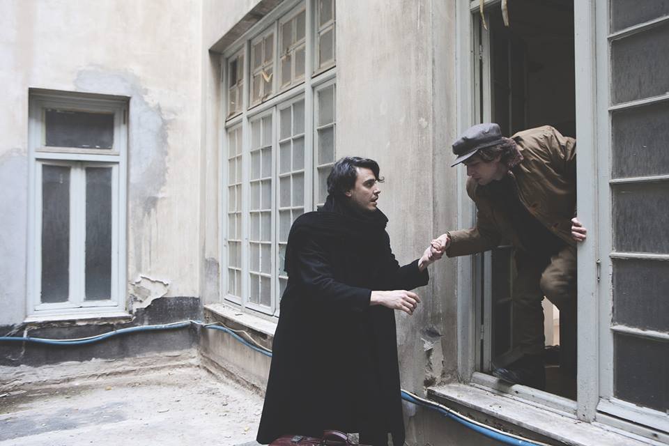 Ιντριγκάρει η πρώτη επί σκηνής συνεργασία του Εθνικού με το Θέατρο Τέχνης [εικόνες & τρέιλερ]  | iefimerida.gr 1