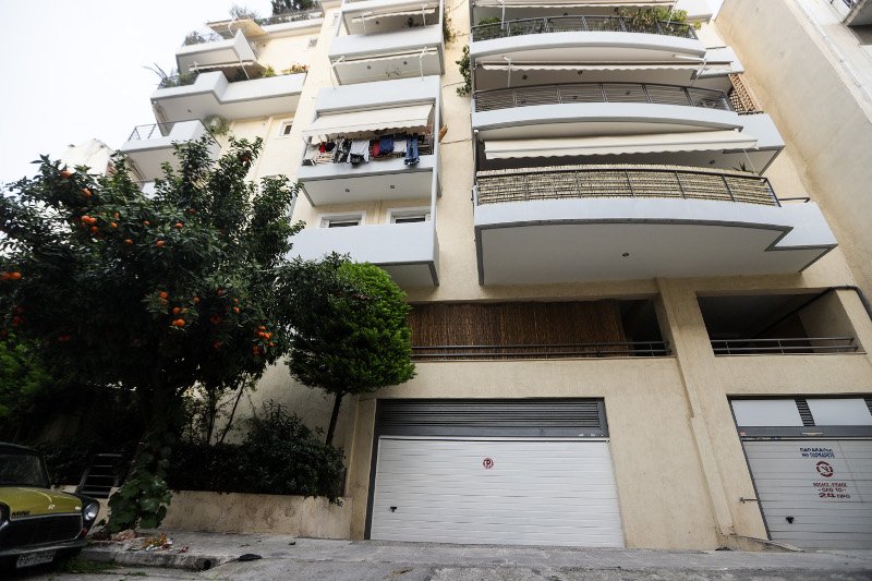 Η πολυκατοικία όπου συνέβη η τραγωδία στον Νέο Κόσμο.