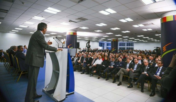 Επτά ώρες φαγούρα στη ΝΔ -Κυρίαρχος ο Σαμαράς, «περιμένει» ο Αβραμόπουλος | iefimerida.gr 0