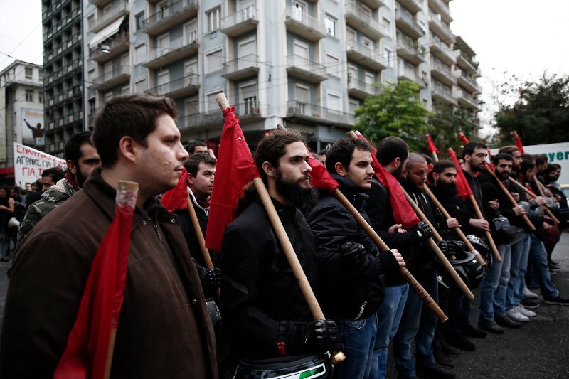 Εληξε η κατάληψη στο Πολυτεχνείο -Ξεκίνησαν οι εκδηλώσεις μνήμης [εικόνες] | iefimerida.gr 1
