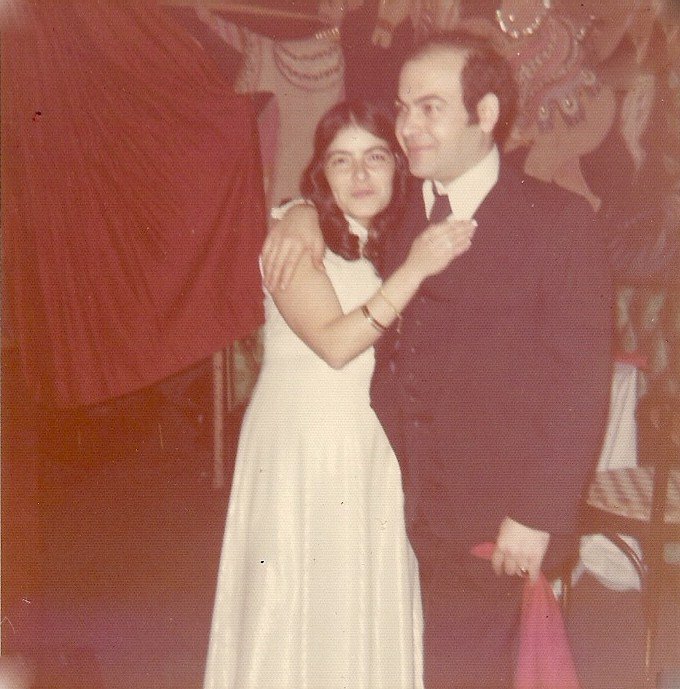 Ο τσαγκάρης από την Κρήτη που έγινε αφίσα στο μετρό της Νέας Υόρκης [εικόνες] | iefimerida.gr 2