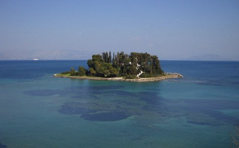 Δέκα νησιά βγαλμένα από τα παραμύθια: Οταν τα κάστρα ξεπροβάλλουν μέσα από το νερό [εικόνες] | iefimerida.gr 29