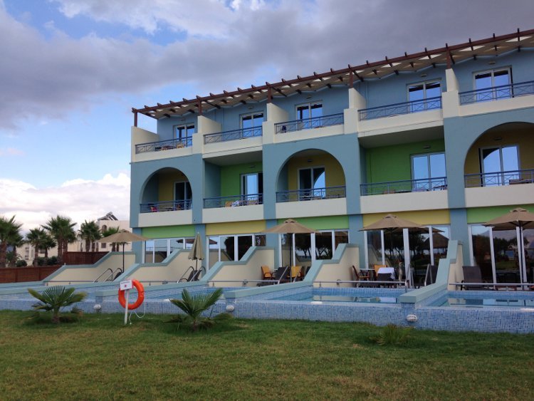 Οι δυο όμορφες γερμανίδες στην Κρήτη... ξαναχτυπούν: Χάνεις τα λόγια σου για να περιγράψεις αυτό το νησί [εικόνες] | iefimerida.gr 3