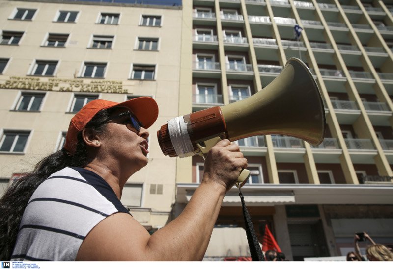 ΠΟΕ-ΟΤΑ: Διαμαρτυρία ενάντια στην ένταξη των 4χρονων στα νηπιαγωγεία [εικόνες] | iefimerida.gr 1