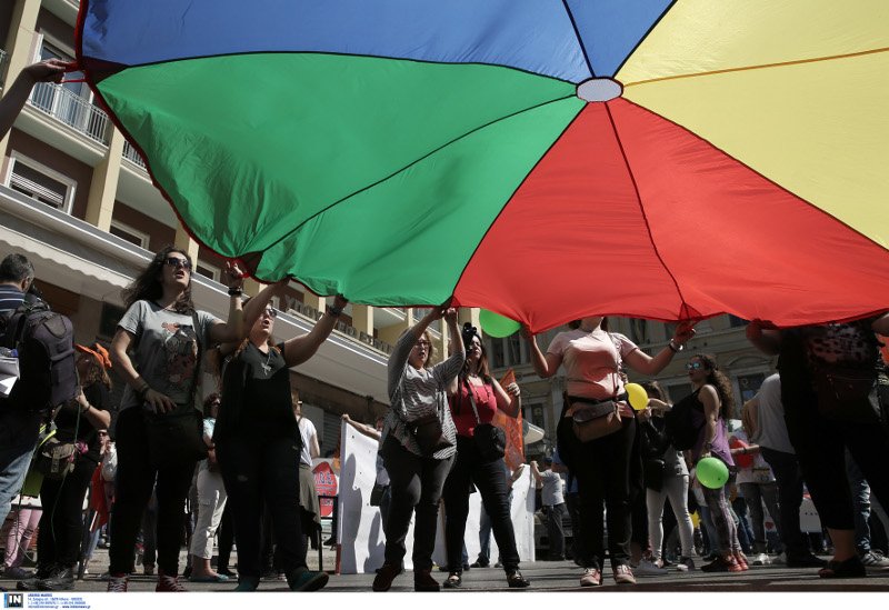 ΠΟΕ-ΟΤΑ: Διαμαρτυρία ενάντια στην ένταξη των 4χρονων στα νηπιαγωγεία [εικόνες] | iefimerida.gr 2