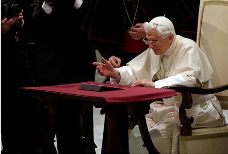 Δείτε καρέ-καρέ το πρώτο tweet του πάπα Βενέδικτου XVI [εικόνες] | iefimerida.gr 2