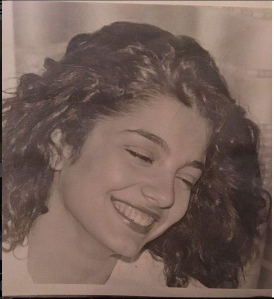 Flashback: Η Πόπη Τσαπανίδου στα 16 της [εικόνες] | iefimerida.gr 0