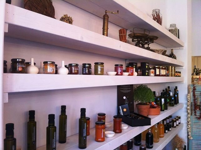 Pop-up store: Το κατάστημα- νομάς που φιλοξενεί τα καλύτερα προϊόντα κάθε τόπου ήρθε στην Ελλάδα [εικόνες]  | iefimerida.gr 4