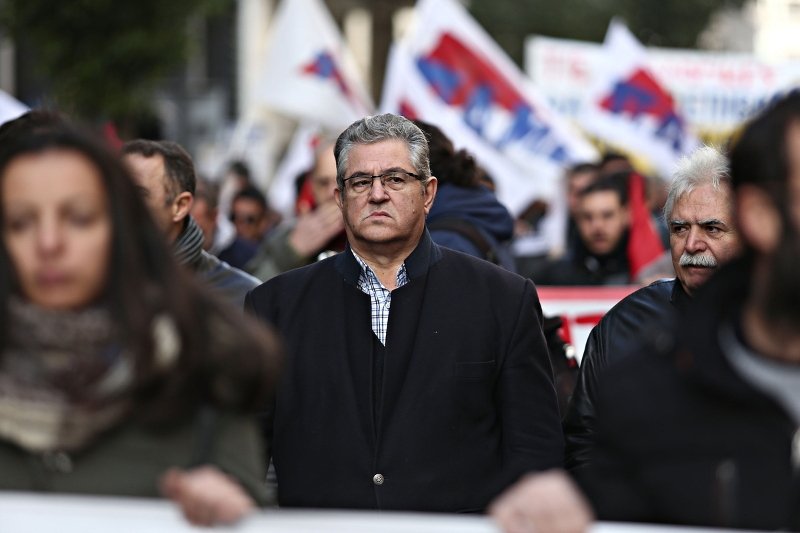 Μπλακ άουτ σε όλη τη χώρα -Χιλιάδες εργαζόμενοι διαδήλωσαν κατά των μέτρων [εικόνες] | iefimerida.gr 5