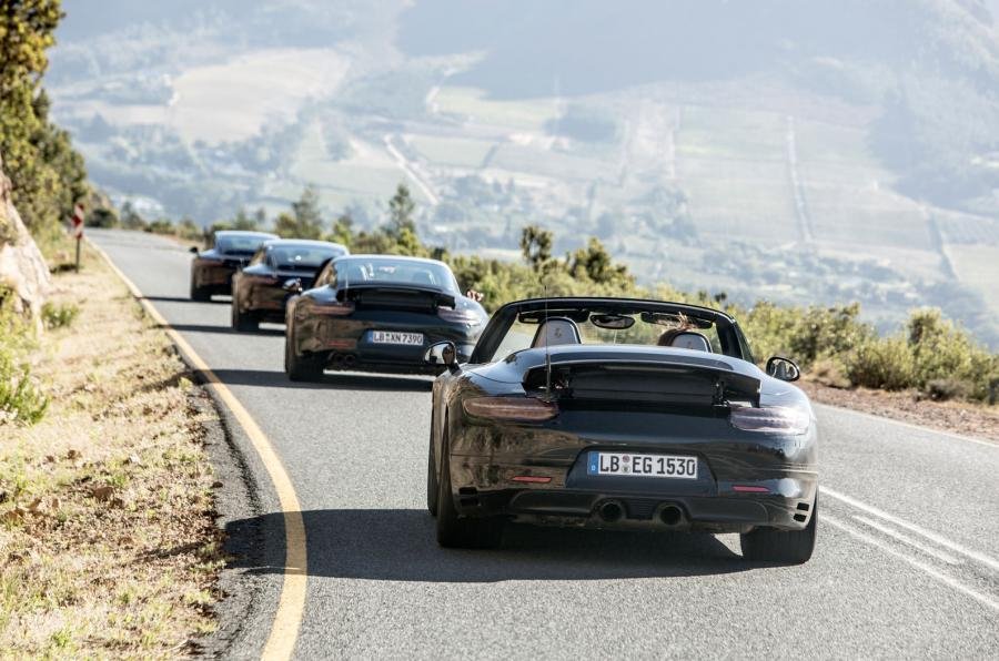 Η ανανεωμένη Porsche 911 χωρίς καμουφλάζ σε δοκιμές στη Νότια Αφρική | iefimerida.gr 2