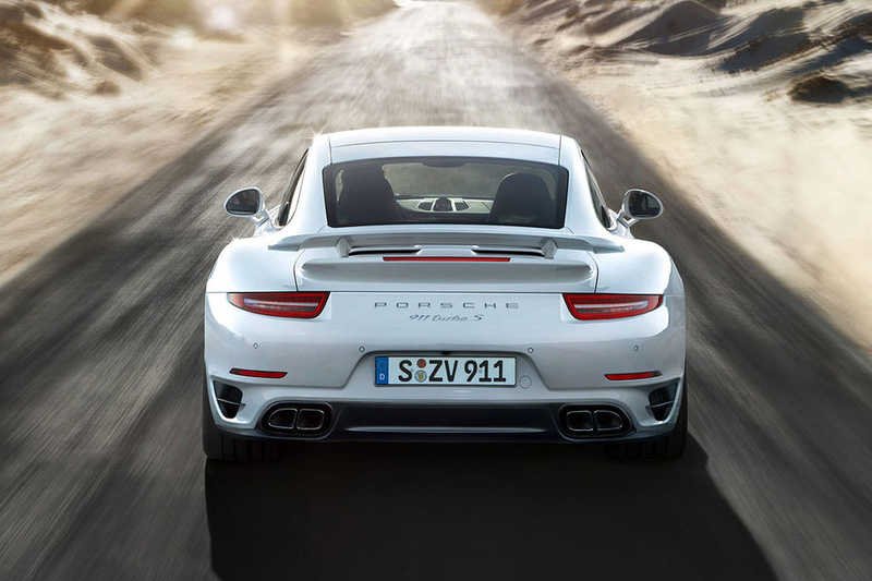 Porsche 911 Turbo: Πιο γρήγορη και high tech από ποτέ | iefimerida.gr 2