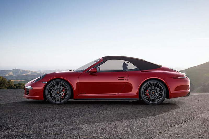 Η Porsche 911 αποκτά ακόμα μια παραλλαγή, την Carrera GTS με 430 άλογα | iefimerida.gr 2