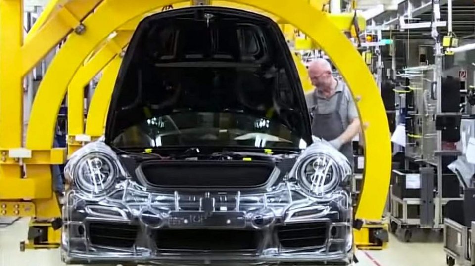 Σχολές οδήγησης για κροίσους -Χρεώνουν χιλιάδες δολάρια για ιδιαίτερα μαθήματα με αυτοκίνητα πολυτελείας [λίστα & εικόνες] | iefimerida.gr 5