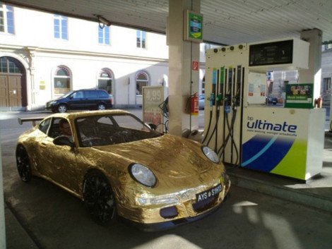 Πώς γίνεται μια πόρσε να κινείται με τελική ταχύτητα 10 μέτρα την ώρα; [εικόνες]  | iefimerida.gr 8