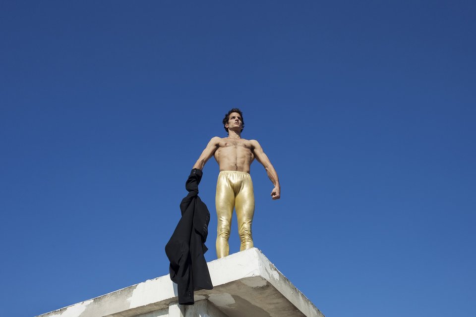 Οι μυθικοί ήρωες χορεύουν στο θέατρο «Πόρτα» [εικόνες] | iefimerida.gr 1