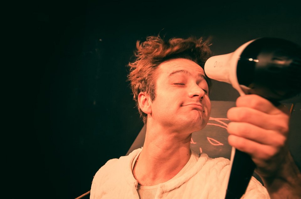 Η Ξένια Καλογεροπούλου αφηγείται παραμύθια σε παιδιά [πρόγραμμα] | iefimerida.gr 1