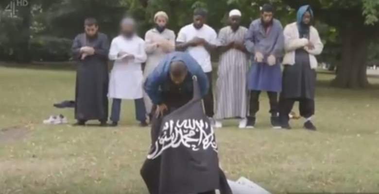 Ο τζιχαντιστής της διπλανής πόρτας -Πώς οι Βρετανοί κλείνουν τα μάτια [εικόνες & βίντεο] | iefimerida.gr 2