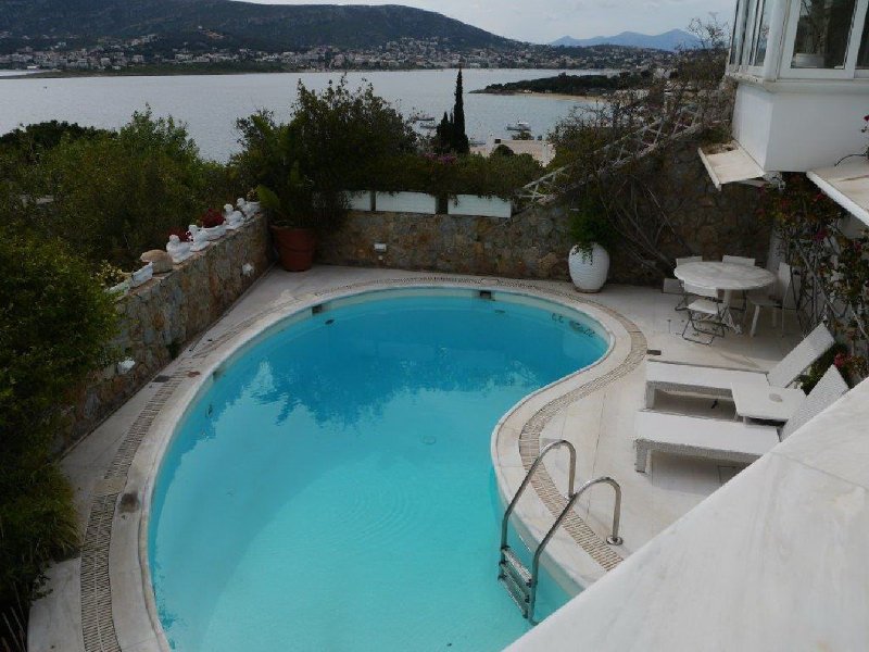 Ρώσος κροίσος ο αγοραστής του εκπληκτικού σπιτιού της Ζωής Λάσκαρη -1,5 εκατ. ευρώ η τιμή εκκίνησης [εικόνες] | iefimerida.gr 2