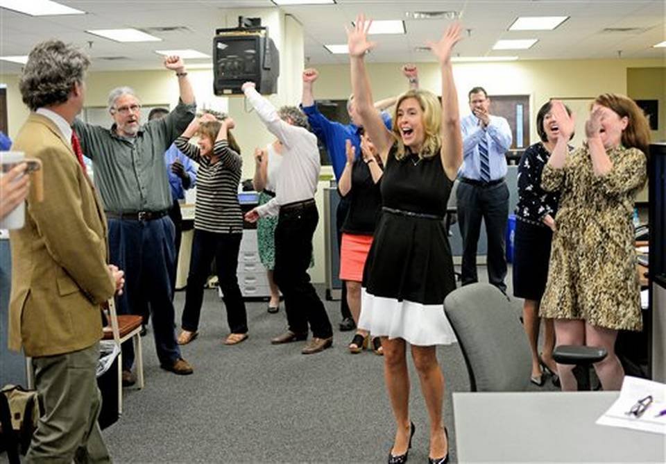 Οι NY Times & μία μικρή εφημερίδα από το Τσάρλεστον οι νικητές των Πούλιτζερ [εικόνες & βίντεο] | iefimerida.gr 2
