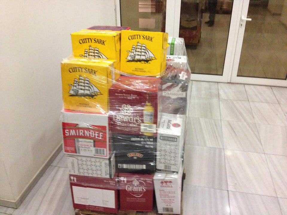 Στη «φάκα» του ΣΔΟΕ κυκλώματα με λαθραία ποτά [εικόνες]  | iefimerida.gr 3