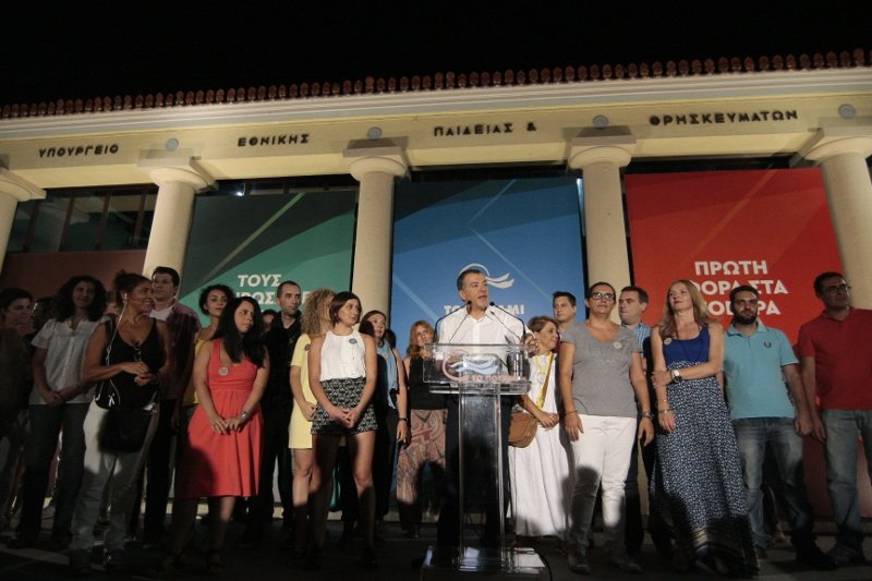 Θεοδωράκης: Το Ποτάμι δεν είναι δεκανίκι κανενός - Τα κανάλια και τα συμφέροντα ψήφισαν, τώρα είναι η ώρα του λαού | iefimerida.gr 0