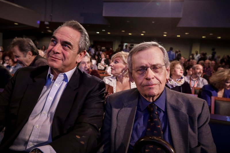 Ο πρόεδρος του ΕΒΕΑ, Κωνσταντίνος Μίχαλος και ο Στέφανος Μάνος/Φωτογραφία: Eurokinissi