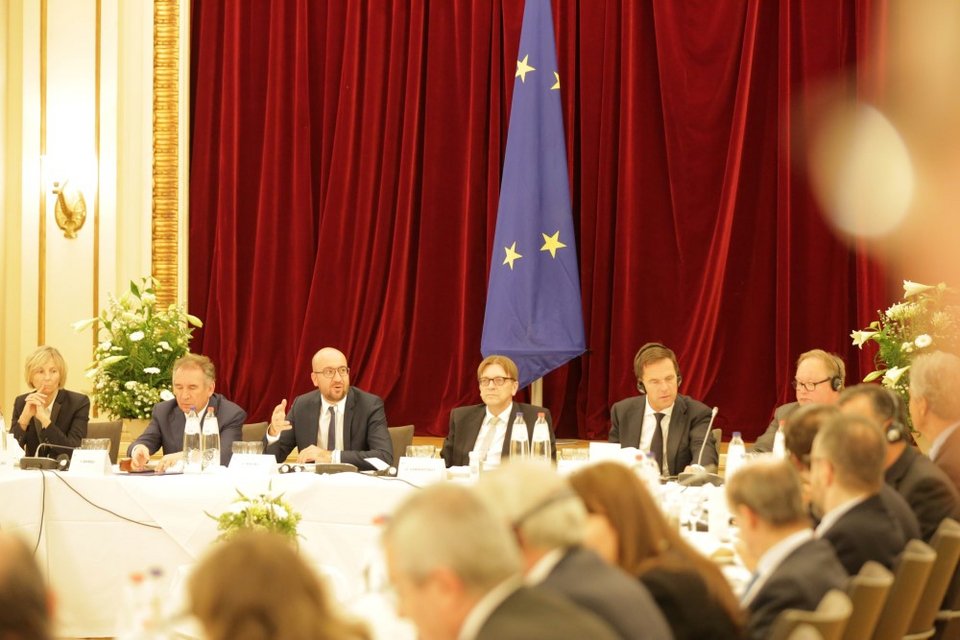 Το δείπνο με 4 πρωθυπουργούς του Σταύρου Θεοδωράκη [εικόνες] | iefimerida.gr 0