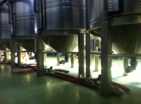 Σοβαρό εργατικό ατύχημα: Τέσσερα άτομα «λούστηκαν» με καυστική ποτάσα -Ο ένας χαροπαλεύει [εικόνες] | iefimerida.gr 2