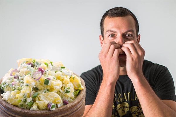 Η μαγεία του ίντερνετ: Νεαρός ζητάει 10 δολάρια για να φάει μια πατατοσαλάτα και του στέλνουν 30.000 [βίντεο&εικόνες] | iefimerida.gr 3