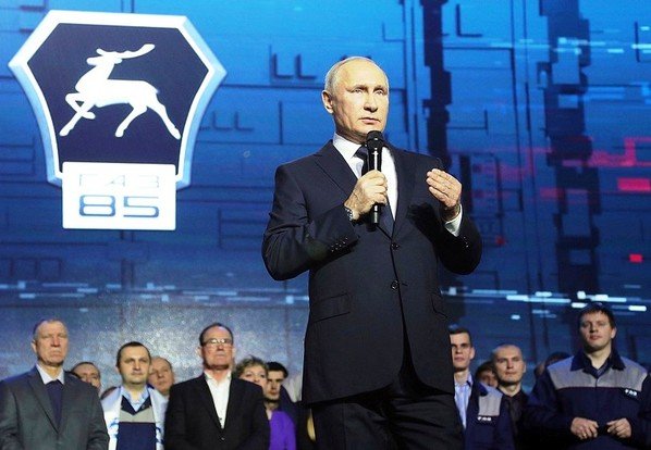 Ο «τσάρος» Πούτιν φαβορί στις εκλογές του Μαρτίου 2018 -Ανύπαρκτοι οι αντίπαλοί του [εικόνες] | iefimerida.gr 1