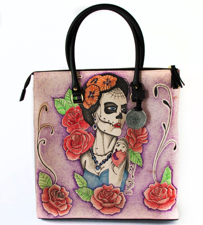 Η μπίζνα των φυλακών -Πρώην κρατούμενος πληρώνει έγκλειστους για να του σχεδιάζουν αξεσουάρ [εικόνες]  | iefimerida.gr 2