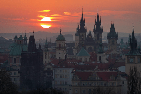 Γιατί η Πράγα είναι η ομορφότερη πόλη της Ευρώπης -Κάστρα, λιθόστρωτοι δρόμοι και γέφυρες «κοσμήματα» συνθέτουν ένα σκηνικό παραμυθιού [εικόνες]  | iefimerida.gr 0