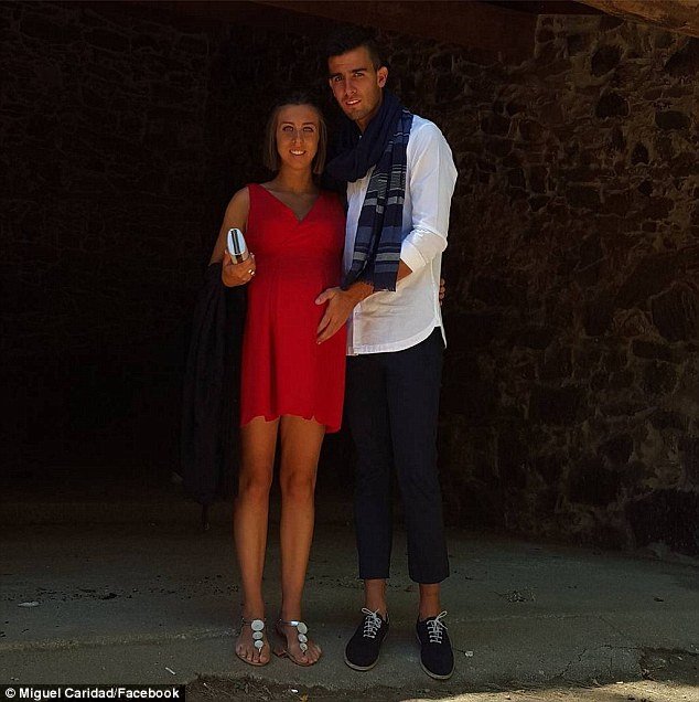 Ισπανία: Αυτό είναι το ζευγάρι που σκοτώθηκε στο ραλί -Αύριο θα γεννιόταν το μωρό τους [εικόνες] | iefimerida.gr 0