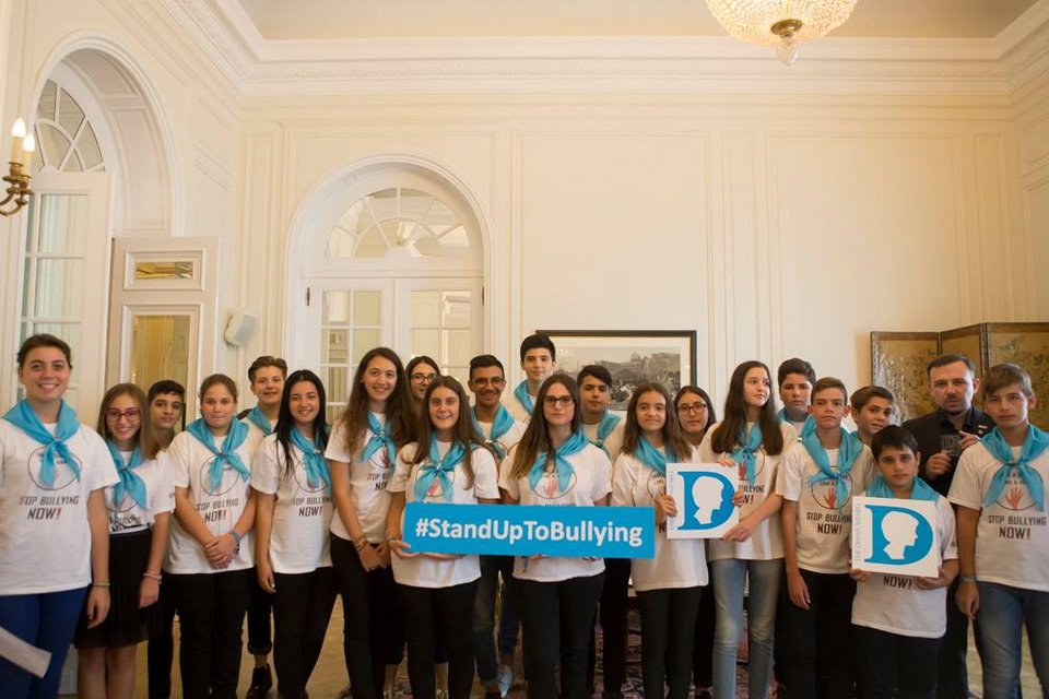 Στο Ρέθυμνο το Διεθνές βραβείο «Νταϊάνα» -Τιμήθηκαν 30 μαθητές [εικόνες]      | iefimerida.gr 2