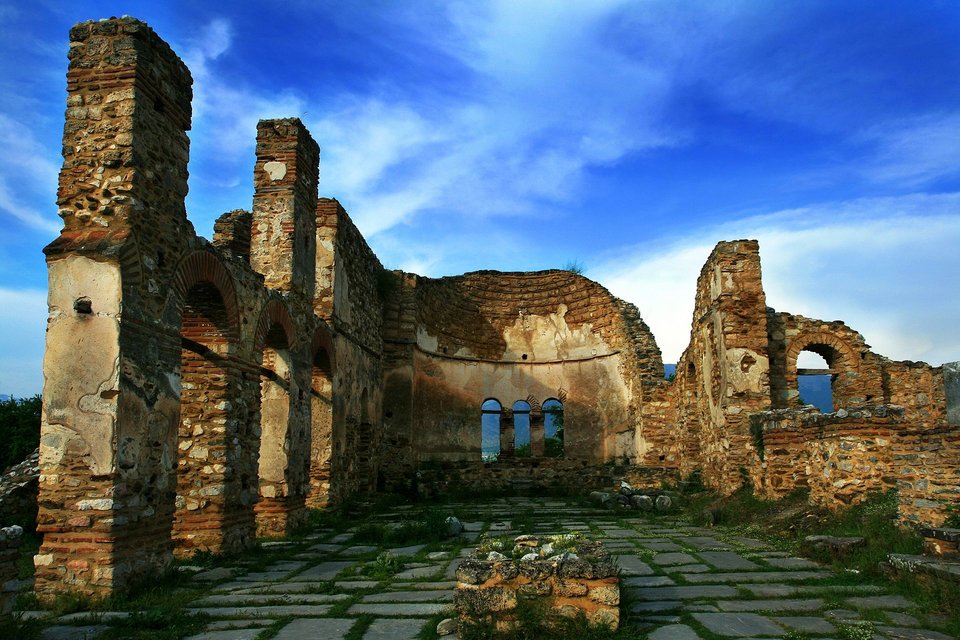 Κούλουμα στον Αη Γιάννη, τον Αγιο Αχίλλειο και το βιδρονήσι στις Πρέσπες [εικόνες]   | iefimerida.gr 4