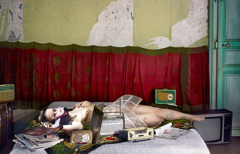 Τέλεια ζωή, τέλεια σύζυγος, τέλεια μητέρα, τέλεια γυναίκα: Η φωτογράφος Guia Besana το βλέπει αλλιώς [εικόνες] | iefimerida.gr 1