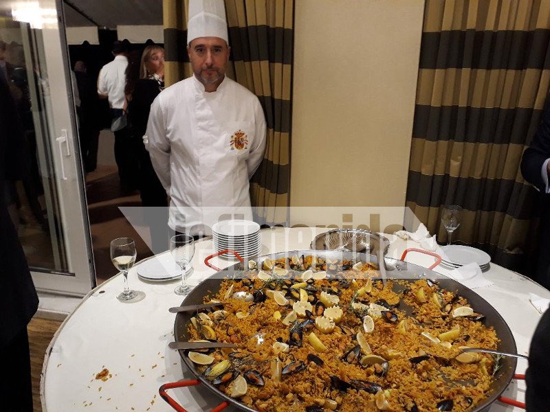 Ο πρέσβης της Ισπανίας στο iefimerida για τον Ρουβίκωνα: Εχετε δει σε άλλη χώρα να εισβάλλουν σε πρεσβεία; [εικόνες] | iefimerida.gr 4