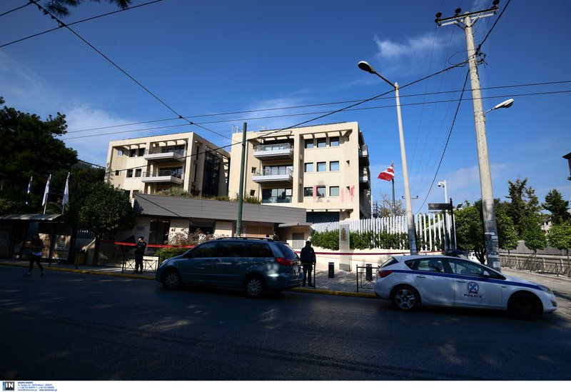 Επίθεση στην πρεσβεία του Καναδά τα ξημερώματα της Κυριακής