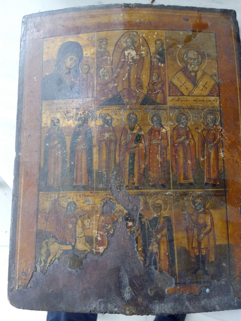 Aδέλφια στην Πάργα είχαν στην κατοχή τους τεράστιες ποσότητες αρχαίων [εικόνες] | iefimerida.gr 0