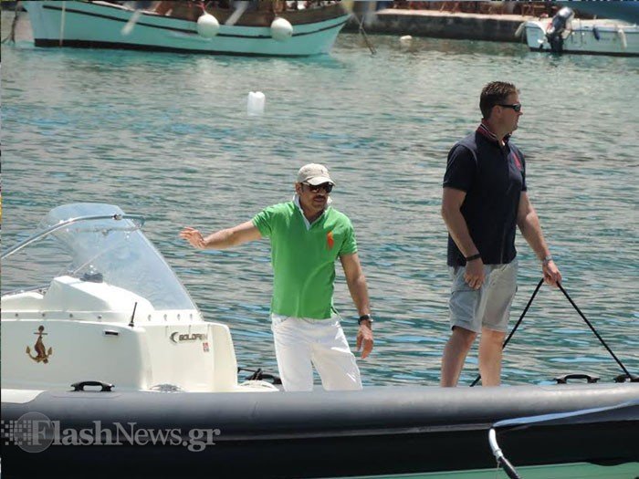 Ενας πρίγκιπας στην Κρήτη -Με πολυτελή θαλαμηγό που έκλεψε τα βλέμματα [εικόνες & βίντεο] | iefimerida.gr 4