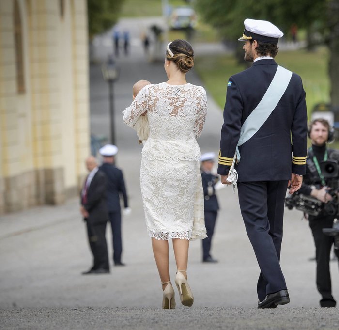Κάν' το όπως η Κέιτ -Η Σοφία της Σουηδίας στη βάπτιση του γιου της με σύνολο αλά Μίντλετον [εικόνες] | iefimerida.gr 3