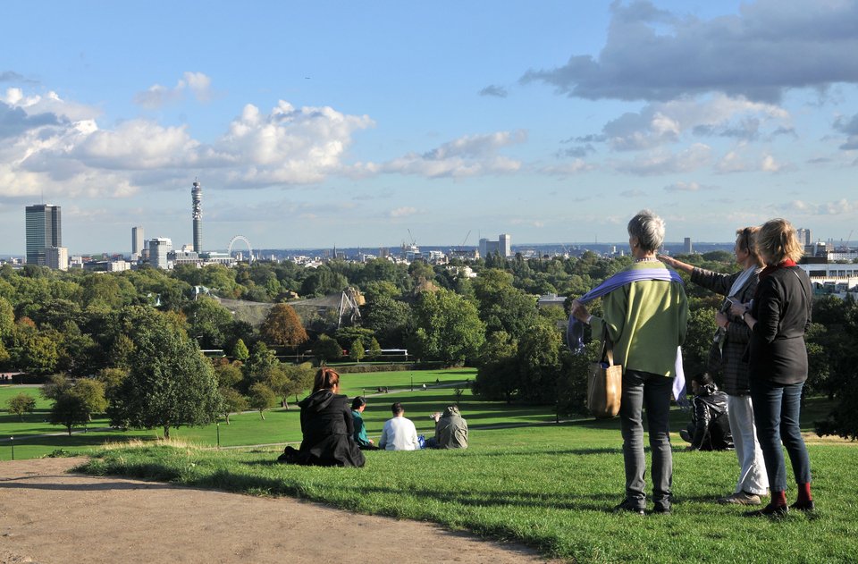 Διαρρήκτες «σήκωσαν» το υπέροχο σπίτι του Τζέιμι Ολιβερ -Ενα μοναδικό βρετανικό 4ώροφο [εικόνες] | iefimerida.gr 14