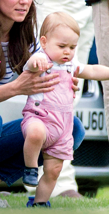 Το πρώτο μωρό στην ιστορία με δικό του εξώφυλλο στο Vanity Fair: Ο πρίγκιπας Τζορτζ και άγνωστες ιστορίες για το θηλασμό, τα ουρλιαχτά και τη βιονική νταντά [εικόνες] | iefimerida.gr 6