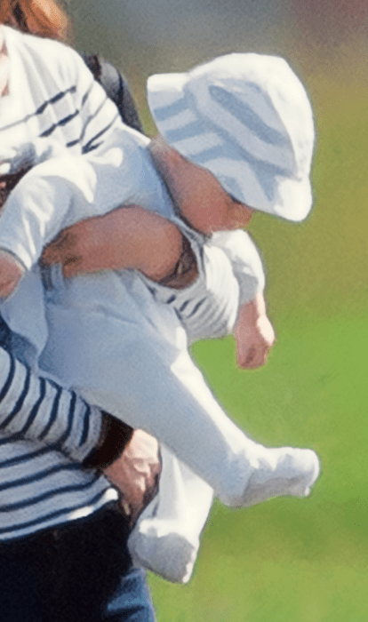 Το πρώτο μωρό στην ιστορία με δικό του εξώφυλλο στο Vanity Fair: Ο πρίγκιπας Τζορτζ και άγνωστες ιστορίες για το θηλασμό, τα ουρλιαχτά και τη βιονική νταντά [εικόνες] | iefimerida.gr 2