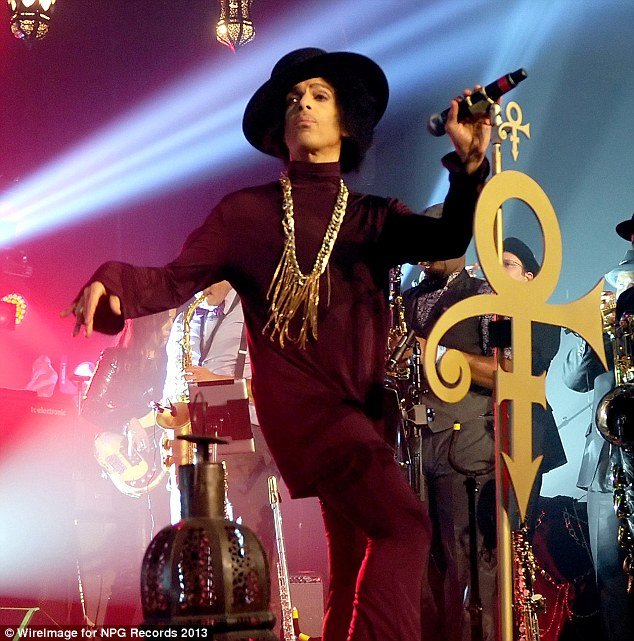 Prince, ένα παιδί 55 ετών [εικόνες] | iefimerida.gr 0